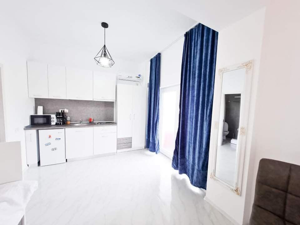 Emi Studio Năvodari Exteriér fotografie